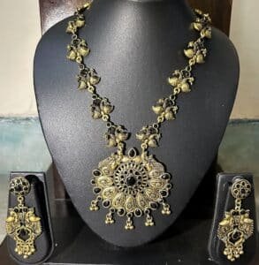 Keyuram gold peacock temple necklace set